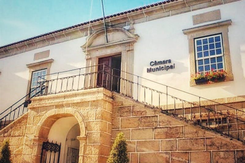 Castelo Branco: Câmara acusada de favorecer prestadores de serviço em concursos públicos